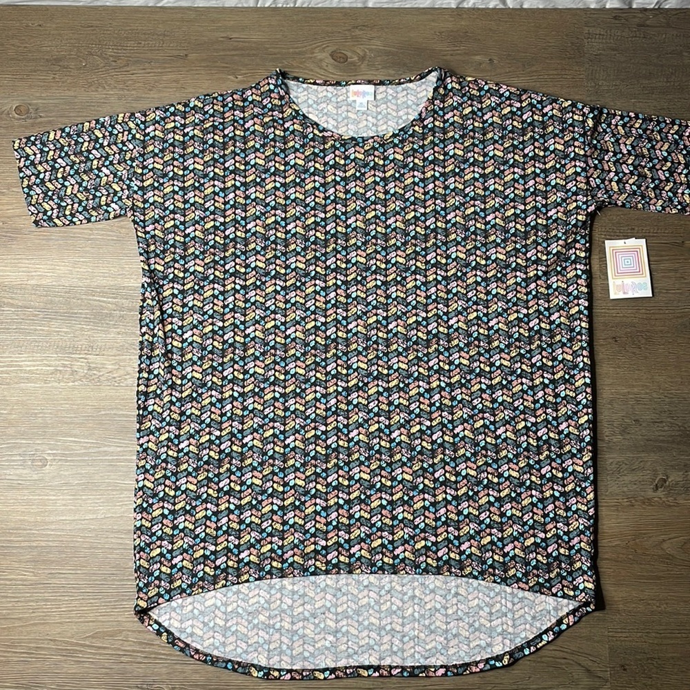 NWT LuLaRoe Women’s Multi Colored Irma Short Sleeve Tunic Top, size XL